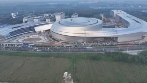 Китайська термоядерна електростанція, яка виробляє струм із синтезу, готова вже на половину